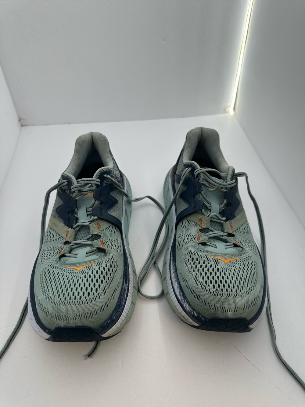 Men’s Hoka One One Gaviota 2 Mint /Seafoam Green and Navy Running Shoes Size 10